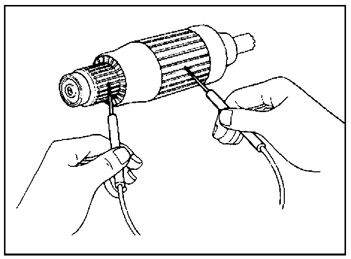 Проверка замыкания обмоток ротора стартера на корпус